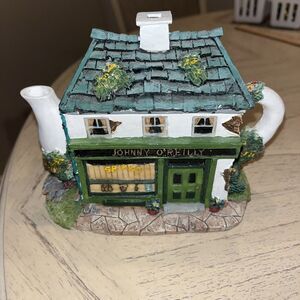 TELL TALE JOHNNY O'REILLY'S PUB TEAPOT HAND-PAINTED TRINKET BOX #33331 (RARE)